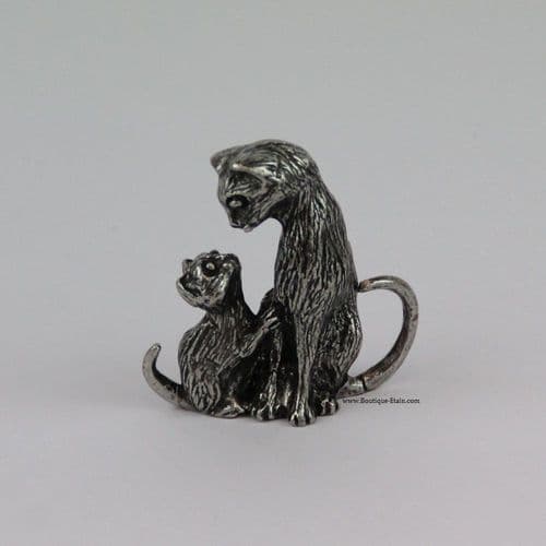 La chatte et son chaton en étain