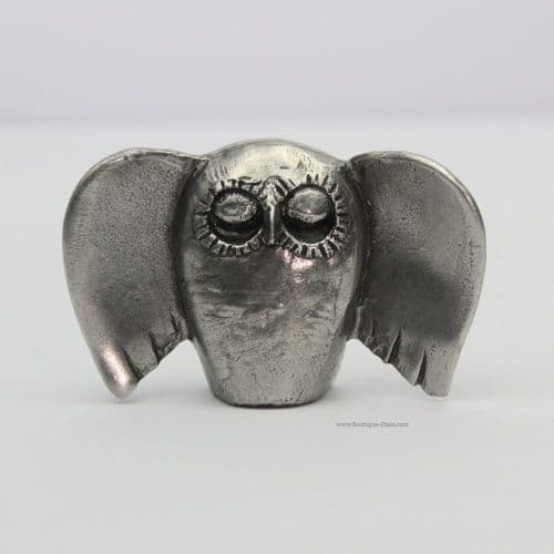 La chouette fantôme en étain L:8cm