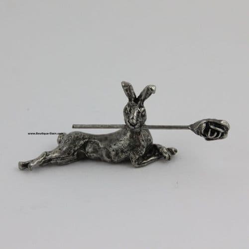 Lapin lièvre en étain patte croisées