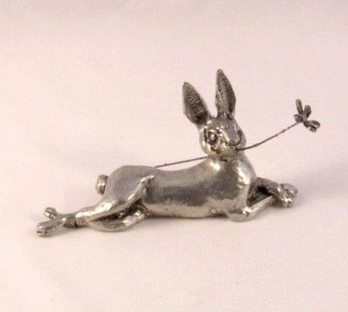 Lapin, lièvre à la marguerite en étain