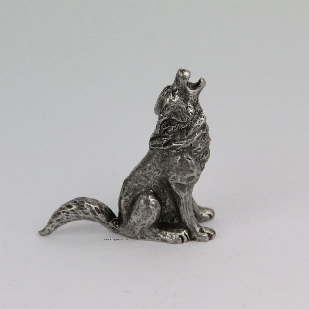Le loup hurlant miniature en étain