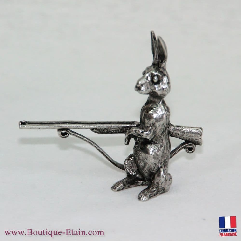 Lièvre, lapin chasseur en étain
