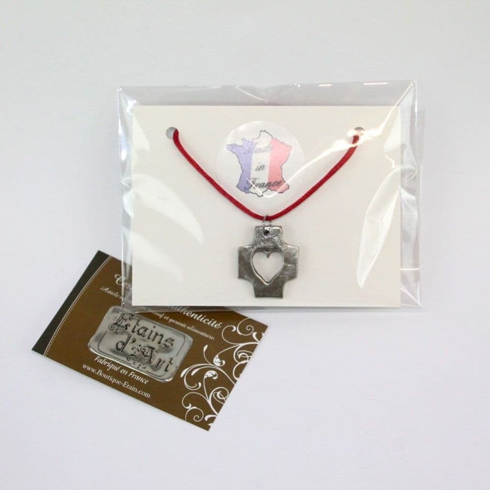 Médaille ou médaillon , pendentif croix et coeur en étain par Michel Laude