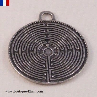 Médaillon, pendentif en étain du Labyrinthe de Chartres