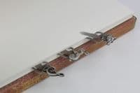 Marque page rose en étain