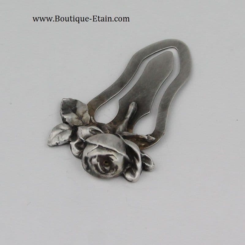 Marque page rose en étain