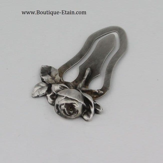 Marque page rose en étain