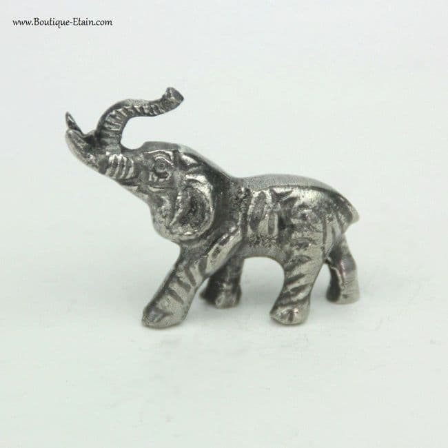 Miniature éléphant en étain