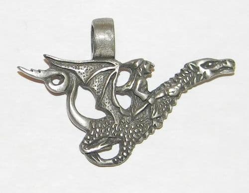 Pendentif sorcière en étain