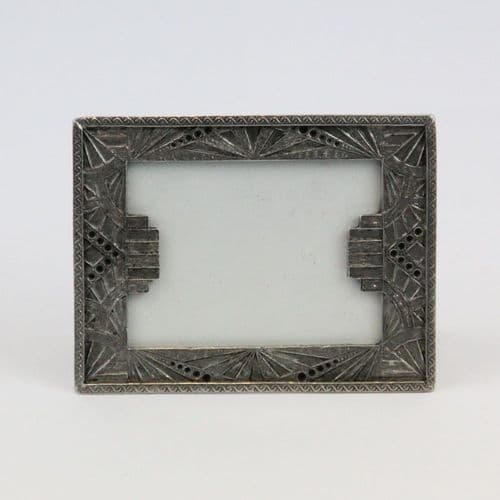 Petit cadre photo original en étain