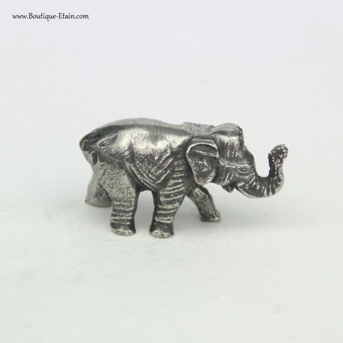 Petit éléphant en étain