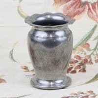 Petit pot, vase fleuri en étain