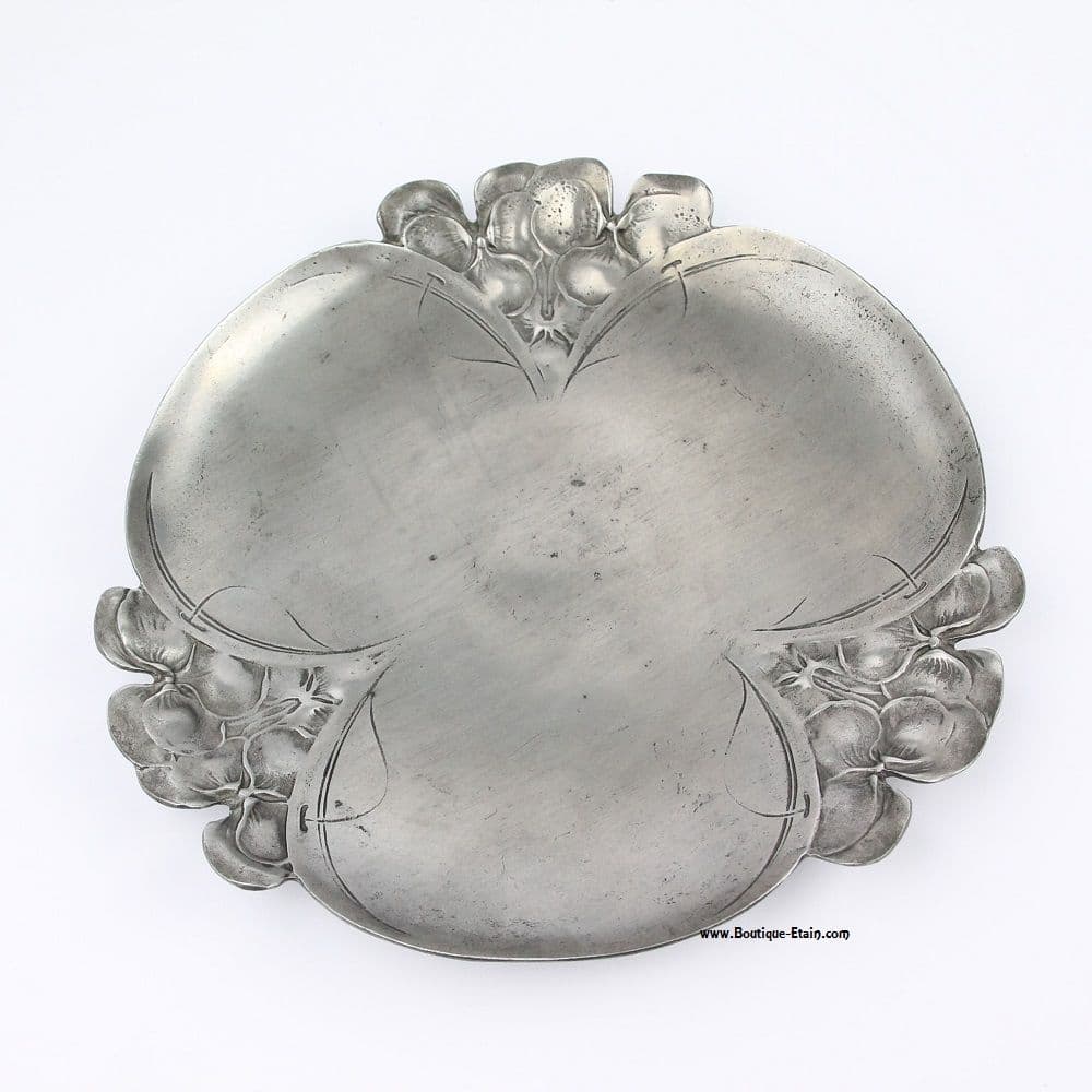 Petite coupe, coupelle violettes en étain