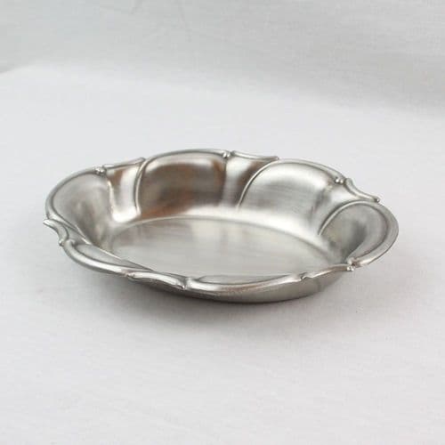 Petite plat, coupelle, corbeille en étain