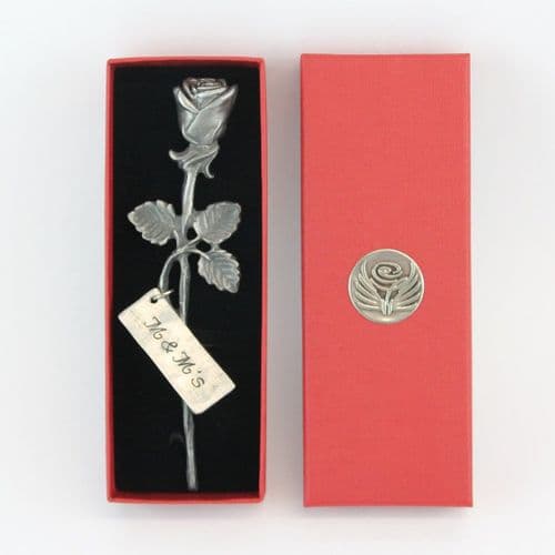 Petite rose en étain dans coffret avec étiquette gravée + Love