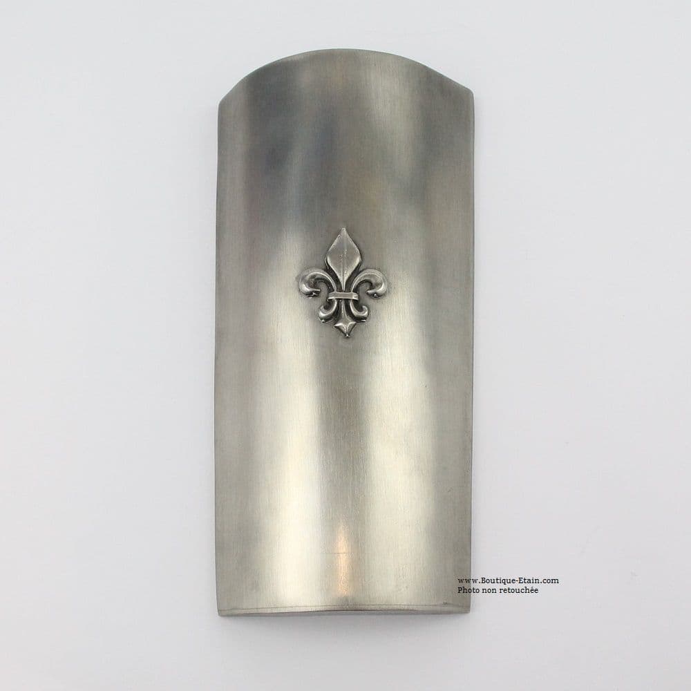 Porte allumettes géantes en étain thème fleur de lys
