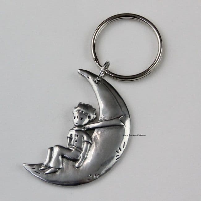 Porte-clés ou porte-clefs Le petit Prince sur la lune en étain.