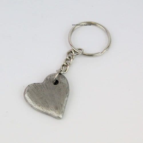 Porte clef forme coeur en étain massif
