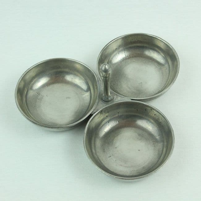 Porte douceur à trois bols en étain