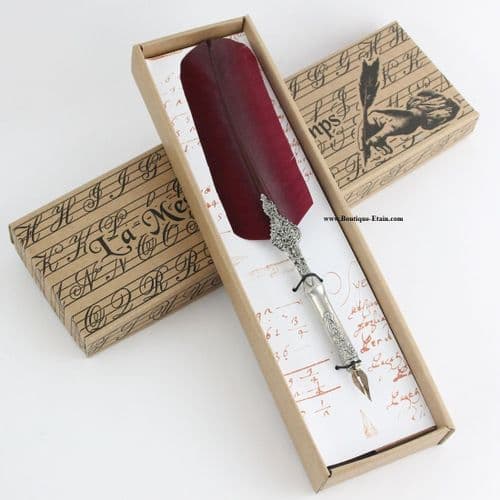 Porte plume en étain coffret et plume couleur prune