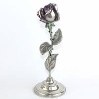 Rose en étain colorée avec socle 21 cm