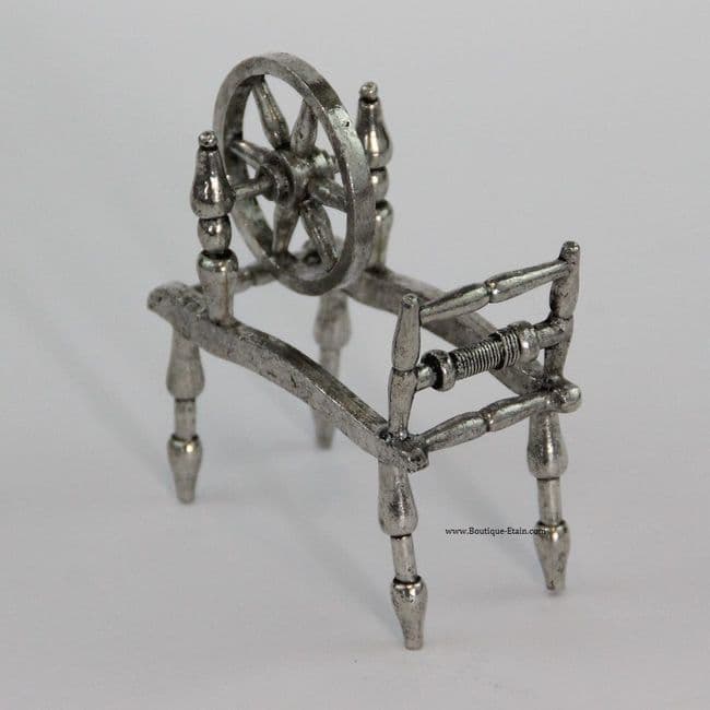 Rouet miniature, fileuse à laine en étain