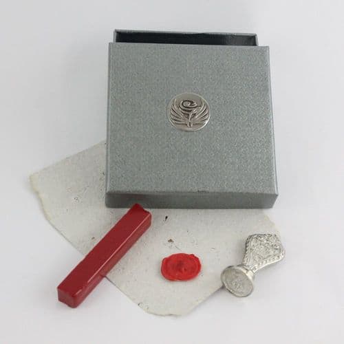 Sceau en étain , cachet décor Abeille