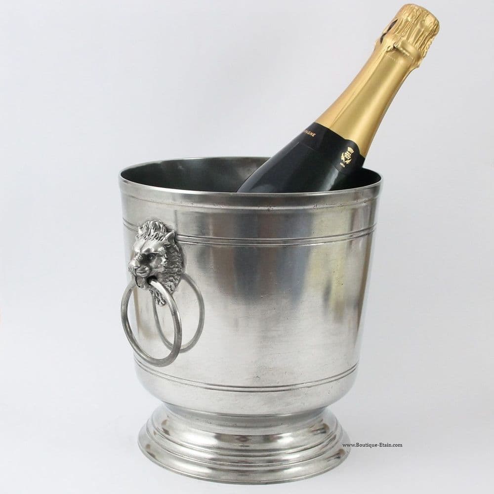 Seau à Champagne motif lion en étain