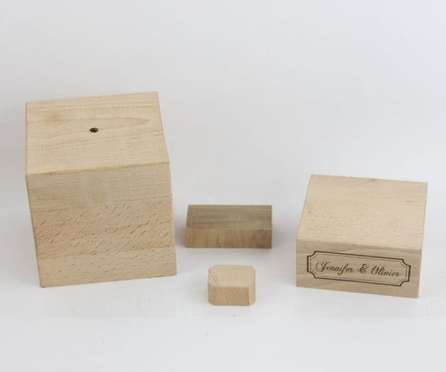 Socle en bois