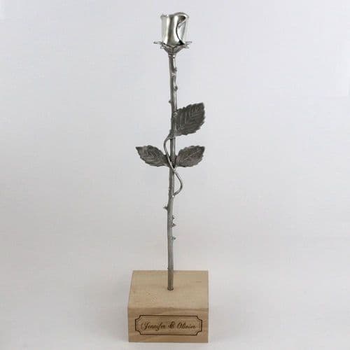 Socle en bois pour rose sur tige