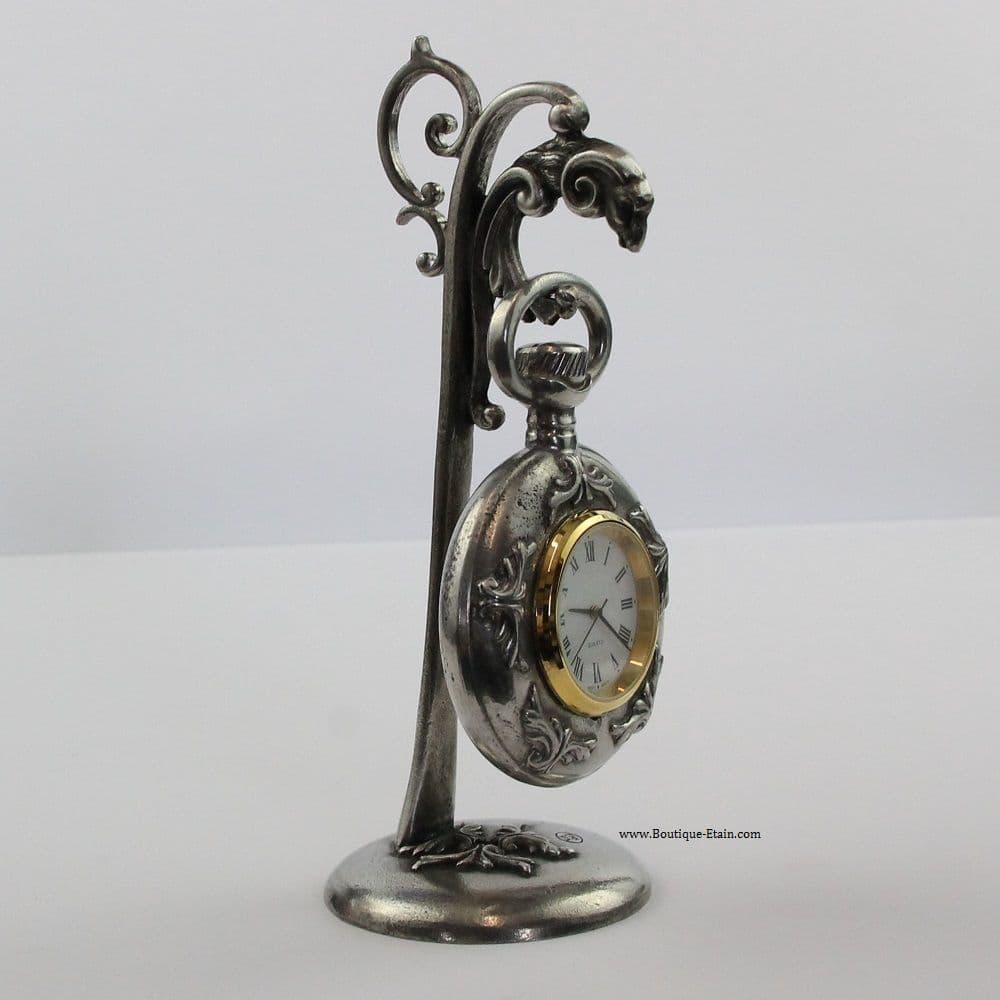 Support et montre à gousset en étain