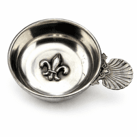 Tastevin ou teste-vin en étain motif fleur de lys .