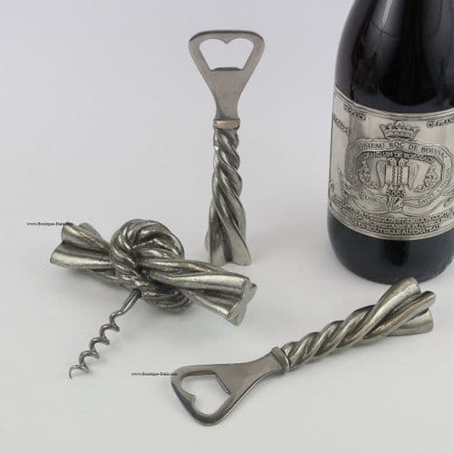 Tire bouchon et décapsuleur torsadés en étain