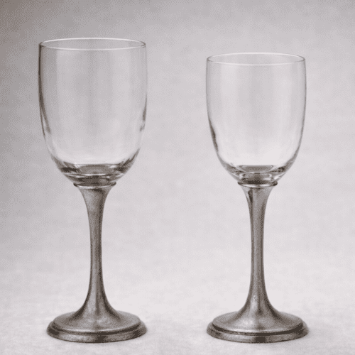 Verre avec pied en étain