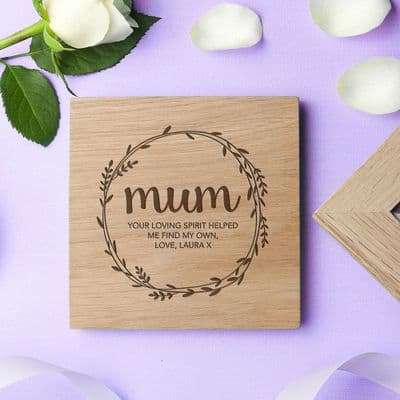 Personalised Wreath Design Oak Photo Cube