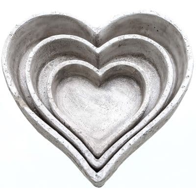 Set Of 3 Large Stone Heart Shaped Ceramic Dishes