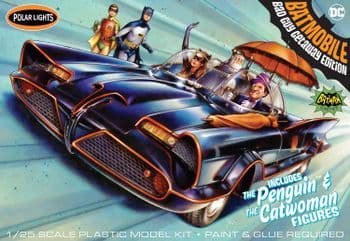 1966 Batmobile w/Catwoman & Penguin Figures 1:24 scale Round 2/Polar Lights