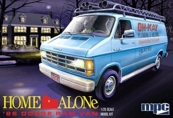 Home Alone Van 1986 Dodge Ram 1:25 Model Kit - MPC