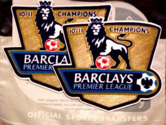 2010-11 Manchester United EPL CHAMPIONS Official Adult Replica Size Football Badge Patch Set