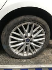 FORD FOCUS ALLOY WHEEL MULTI SPOKE. 17” INCS TYRE