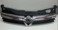 VAUXHALL ASTRA H MK 5 FRONT CHROME GRILL 2005 2006 2007 USED A1 GOOD CONDITION