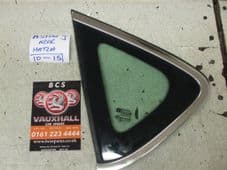 VAUXHALL ASTRA J 1/4 QUARTER WINDOW / GLASS 2011 - 2012 - 2013 - 2014 PASSENGER SIDE ( CHROME TRIM TYPE ) (1)