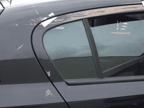 VAUXHALL ASTRA MK 5 H  O/S/R   WINDOW / GLASS   2006 - 2009  DRIVERS SIDE REAR
