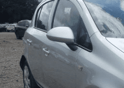 VAUXHALL CORSA MK 3 D MIRROR  DRIVERS SIDE  SILVER     2007 - 2008 - 2009 - 2010   USED