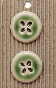 Incomparable BUTTONS L600 - green glaze x 2