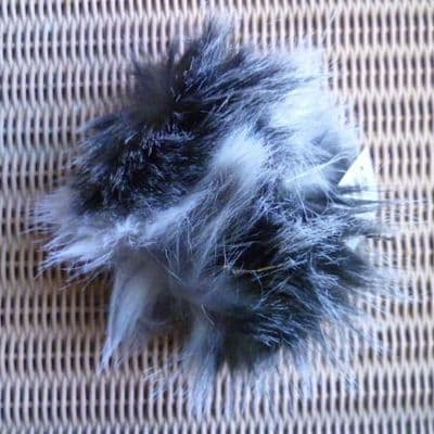 Lang Yarns Fun Fur POMPOM 12 cm grey/white