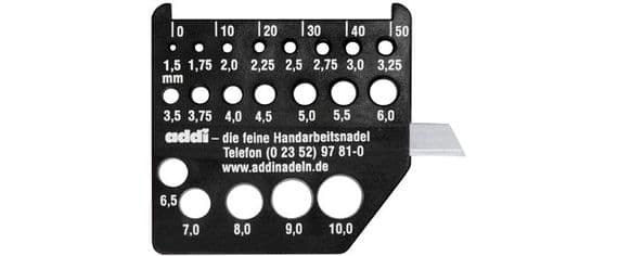 Needle Gauge with retractable knife