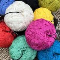 Schoppel-Wolle UNI PERLE 6691 Chlorophyll