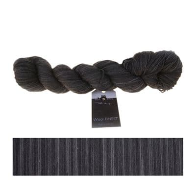WOOL FINEST Moth 2282