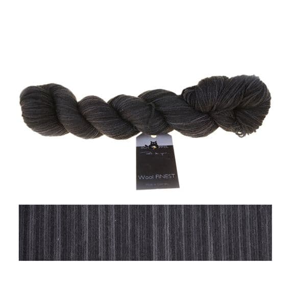 WOOL FINEST Moth 2282